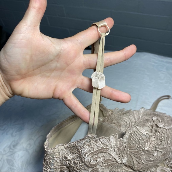 Vintage Embroidered Bra Bare Elegance 42D Pure Platinum Collection Textured Nude - Picture 8 of 9